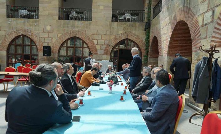 Kastamonu Turizm Endüstri Birliği genel kurulunda devir teslim