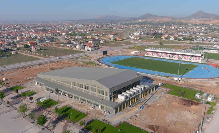 Konya’da olimpik yüzme havuzu ve atletizm pisti İslami Dayanışma Oyunları’na hazır