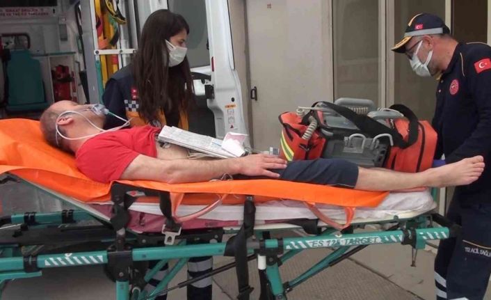 Kütahya’da aynı aileden 3 kişi evde baygın halde bulundu