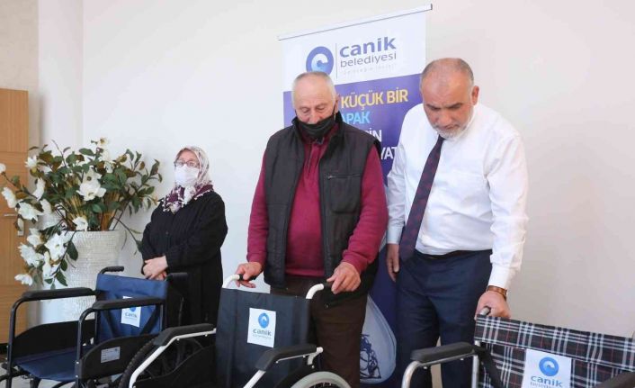 “Mavi kapaklar” engelleri kaldırıyor