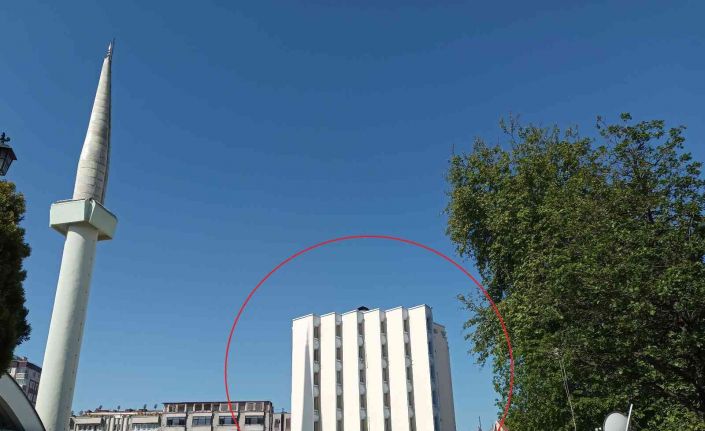 Meydan projesinde ilk yıkım başladı