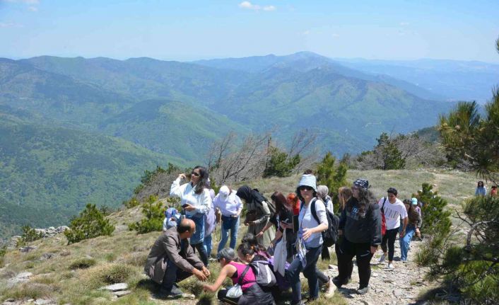 Nitelikli ve kaliteli teknikerler olmak için dağlarda eğitim görüyorlar