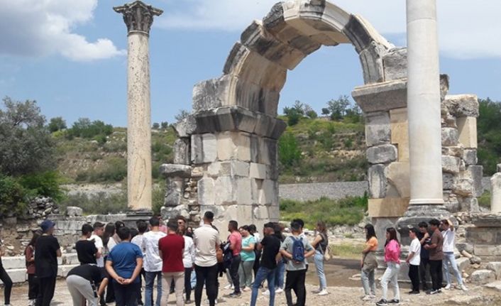 Öğrenciler eğitim öğretim yılını kültür gezileriyle tamamlıyor