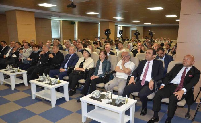 Ordu’da, ‘Yeni Dünya Düzeninde Türkiye İçin Riskler ve Fırsatlar’ konulu panel