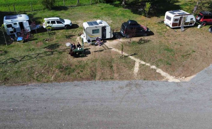 Pelitözü Gölpark kamp ve karavan turizminin cazibe merkezi oldu