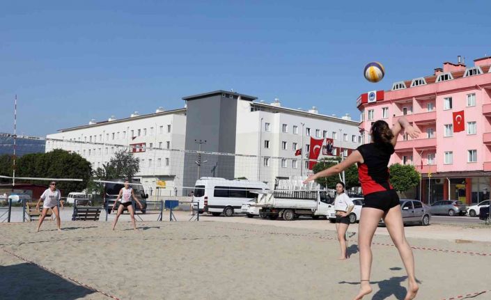Plaj Voleybolunda ödüller sahiplerini buldu