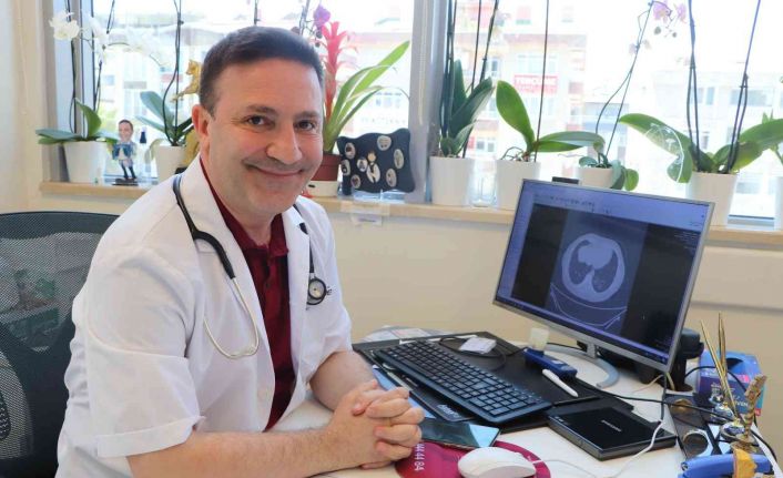 Prof. Dr. Özkaya: “Korona vakaları azaldı, ’baktariyel pnömoni’ salgını başladı”