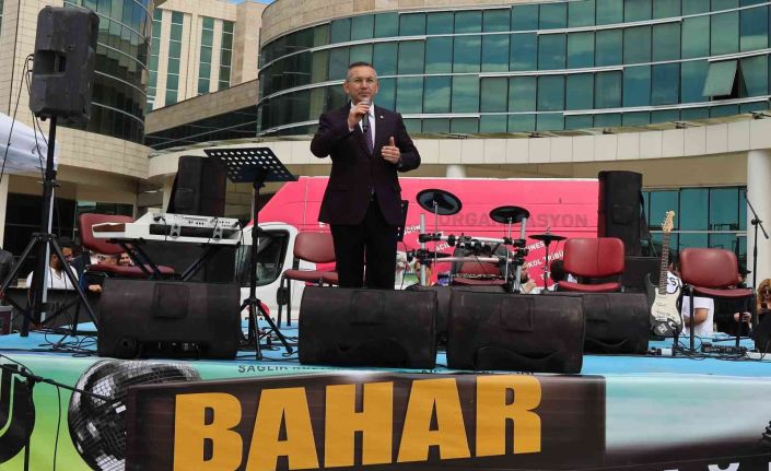 Rektör Akdoğan: “Öğrencilerimizin en iyi şekilde eğitim alması gayret ediyoruz”