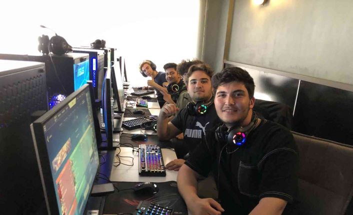 Sinop’ta ödüllü e-spor turnuvası