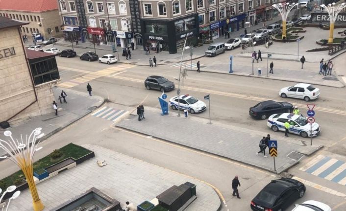Trafiğe kayıtlı motorlu kara taşıtı sayısı 123 bin 460’a yükseldi