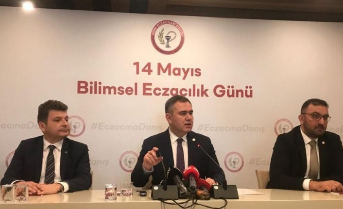 Türk Eczacılar Birliği Başkanı Üney: "Ülkemizde daha fazla eczacılık fakültesine ihtiyaç yoktur"