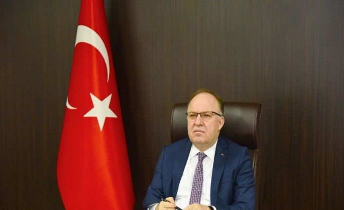 Vali Tutulmaz 19 Mayıs Atatürk’ü Anma, Gençlik ve Spor Bayramı’nı kutladı