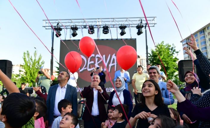 Yeşilyurt’daki sanat şenliği renkli ve coşku dolu anlara sahne oldu