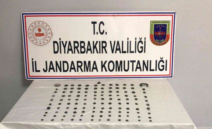 124 adet tarihi eseri 124 bin TL’ye satmaya çalışan şahıslar suçüstü yakalandı