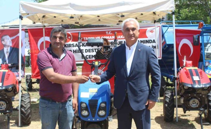 16 ilçede uygulanacak olan 19.7 milyon liralık bütçeli projede makine ekipmanların dağıtımı başladı
