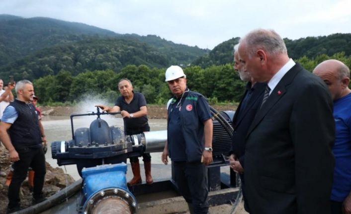 72 saat hiç durmadan çalışarak Düzce’ye su vermek için çalıştılar