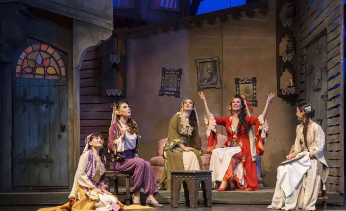 Antalya’da bin 152 film gösterilirken, toplamda 478 bin 682 seyirci sayısına ulaşıldı