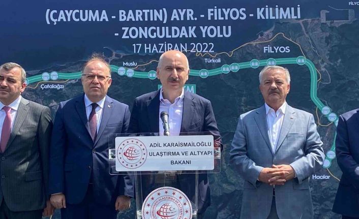 Bakan Karaismailoğlu, “Ülkemizi, ulaşım ve haberleşmede bölgesinde lider, dünyada da önemli bir kavşak noktası haline getirdik”