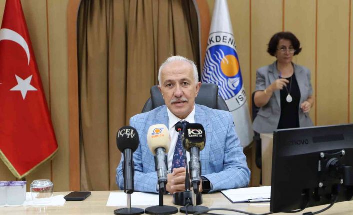 Başkan Gültak’ın 50 milyon TL’lik borçlanma talebi oy birliğiyle komisyonlara havale edildi