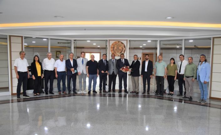 Başkan Sadıkoğlu: “İhracat ürünlerinde ’Malatya Kayısısı’ adının kullanılmasını rica ediyoruz”