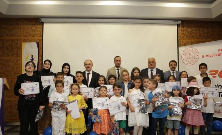 Bayburt’ta 12 okul ile 20 öğretmene eTwinning “Kalite Etiketi” verildi
