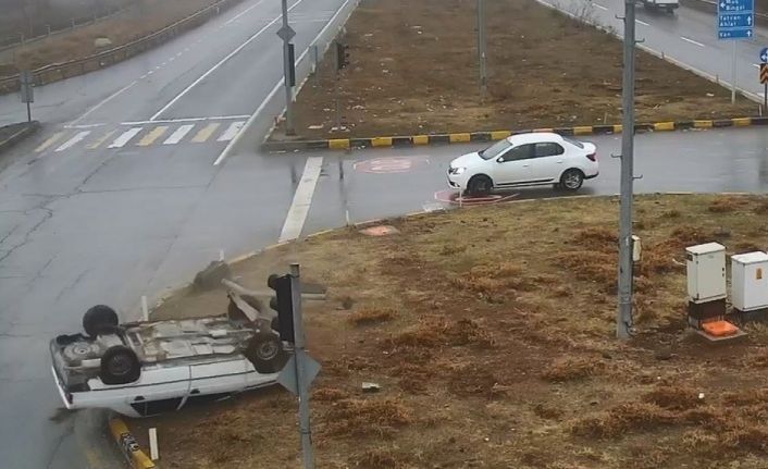 Bitlis’teki trafik kazaları kamerada