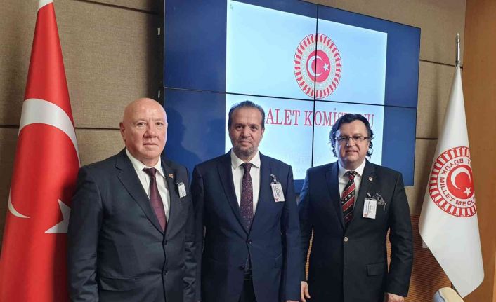 “Bu yasa yazılı basına kilit vurdurur”