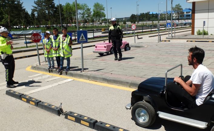 Büyükşehir’den 5 adımda güvenli trafik eğitimi