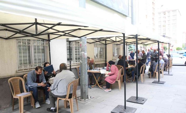 Büyükşehir’in Sahabiye Kentsel Dönüşüm Projesi 3’üncü etabı uzlaşma görüşmelerine yoğun ilgi