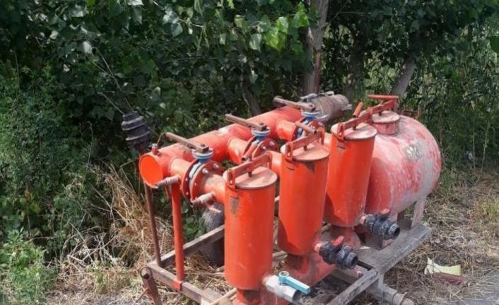 Çalınan tarım aleti bulunup sahibine teslim edildi