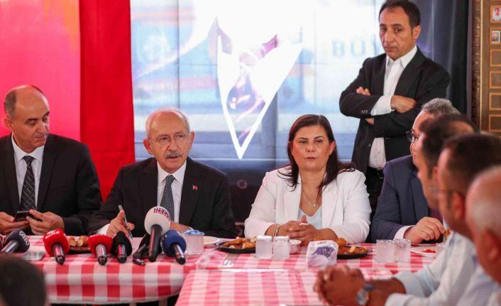 CHP Genel Başkanı Kılıçdaroğlu, şoför esnafı ile bir araya geldi