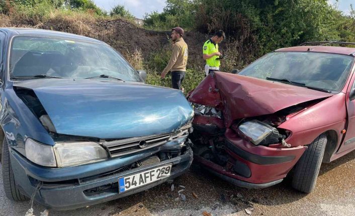 Çocuklarını sınava yetiştirmek isterken kaza yaptılar: 6 yaralı