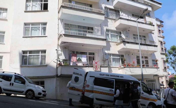 Eşini öldüren adamın evinde yapılan aramada kenevir ele geçirildi