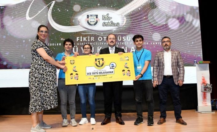 Fikir Otobüsü Liseler Arası Girişimcilik ve Yenilikçi İş Fikirleri Yarışmasında ödüller sahiplerini buldu
