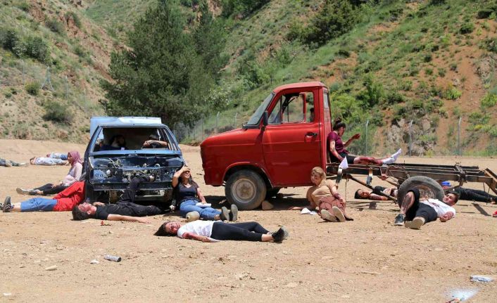 Geleceğin sağlıkçılarından gerçeğini aratmayan tatbikat