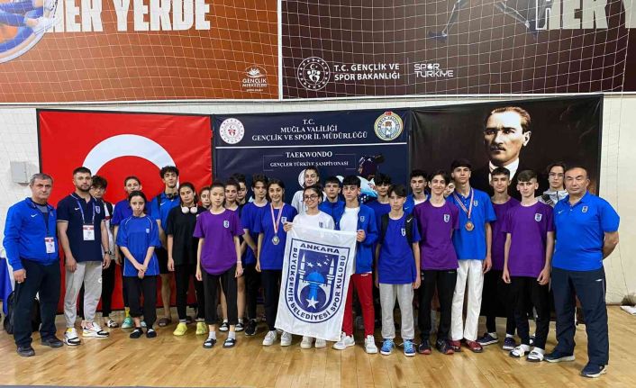 Gençler Türkiye Taekwondo Şampiyonası’nda Ankara’ya 5 madalya
