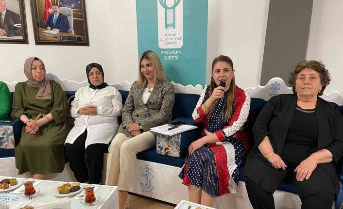 Hüma Hatun dost meclisi kuruldu