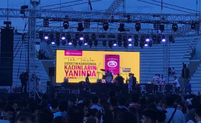 KADES Gençlere tanıtıldı