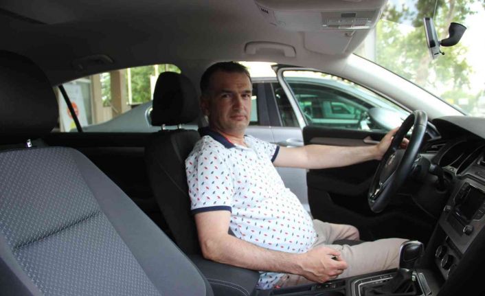 Kayıt dışı al-sat yapanlar ikinci el otomobil piyasasını yükseltiyor