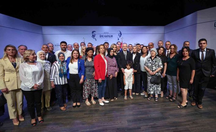 Kılıçdaroğlu: "Önümüzdeki seçimin kaderini ilk kez oy kullanacak 7 buçuk milyon genç belirleyecek"