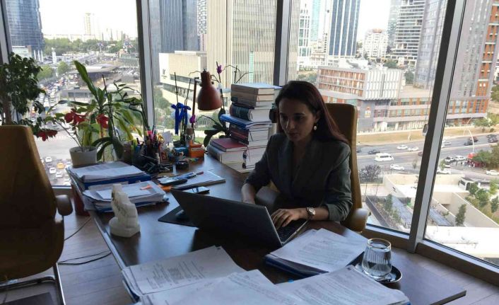 Kimsesizler mezarlığındaki milyonerin avukatı: “Ölüm raporundan dolayı otopsi yapılamıyor”