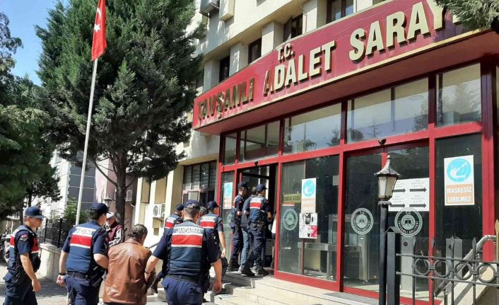 Kütahya merkezli 3 ilde yapılan FETÖ operasyonunda 9 şüpheli yakalandı