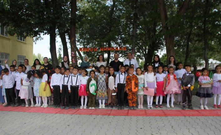 Miniklerinden ‘Okuma Bayramı’ etkinliği