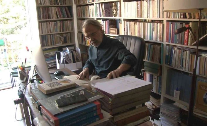 Mustafa Armağan: “Küçüksu Camii, minaresi yıkılmak suretiyle CHP İlçe Başkanlığı yapılmış”