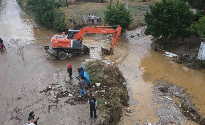 Nazilli Belediyesi sel felaketinin yaşandığı bölgelerde teyakkuza geçti