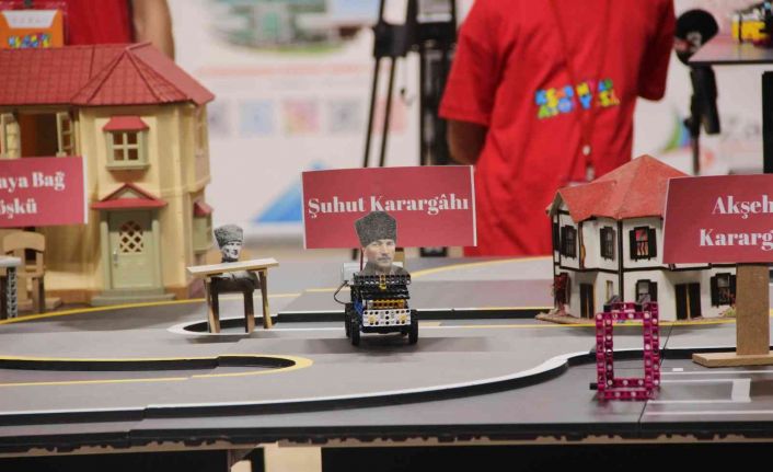 Öğrenciler robotik kodlama ile Büyük Taarruzu anlattı