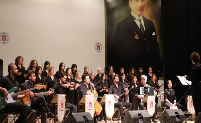 OKTAM Kadınlar Korosundan Amasya Üniversitesinde konser
