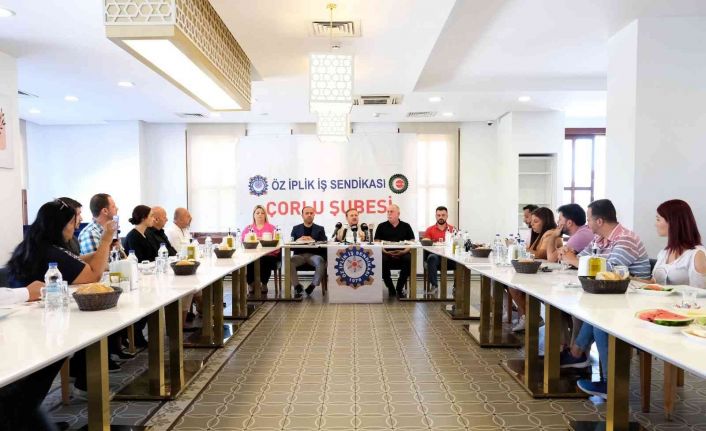 Öz İplik İş Genel Başkanı Ay: “Rusya-Ukrayna savaşı tekstil sektörünü de etkiledi”