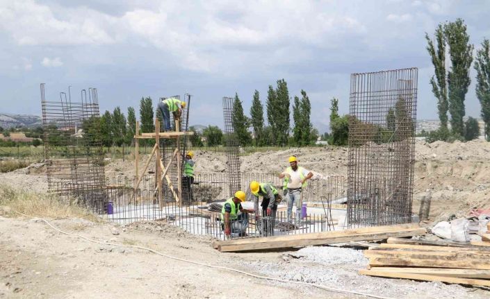 Selendi tarihinin en büyük yatırımında çalışmalar başladı