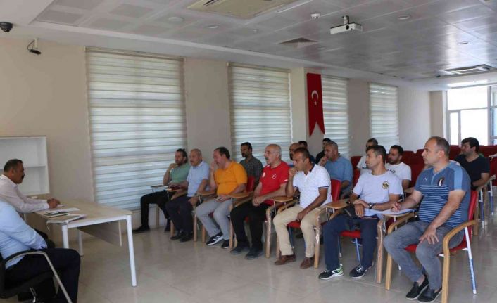 Siirt Gençlik ve Spor Müdürü Kısacık, spor branşları il temsilcileriyle bir araya geldi